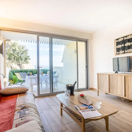 Les Louvans-2 By Interhome